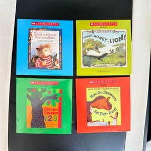 Scholastic Kids Audio Book Set - Yellow, Blue, Red Covers